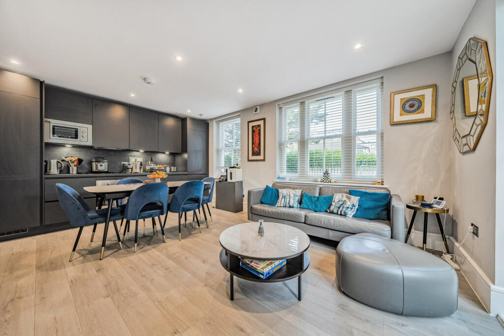 Additional property image - Bromley Common, Bromley