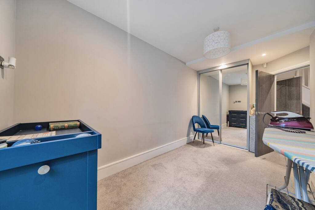 Additional property image - Bromley Common, Bromley