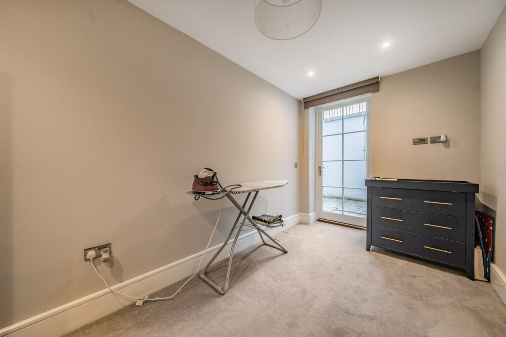 Additional property image - Bromley Common, Bromley