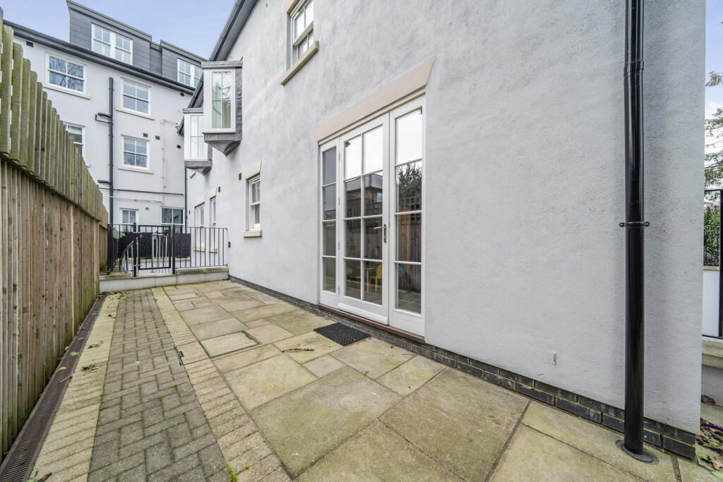 Additional property image - Bromley Common, Bromley