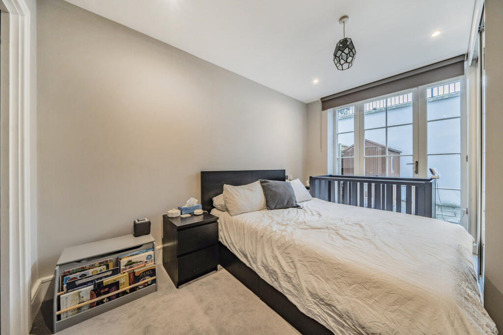 Additional property image - Bromley Common, Bromley