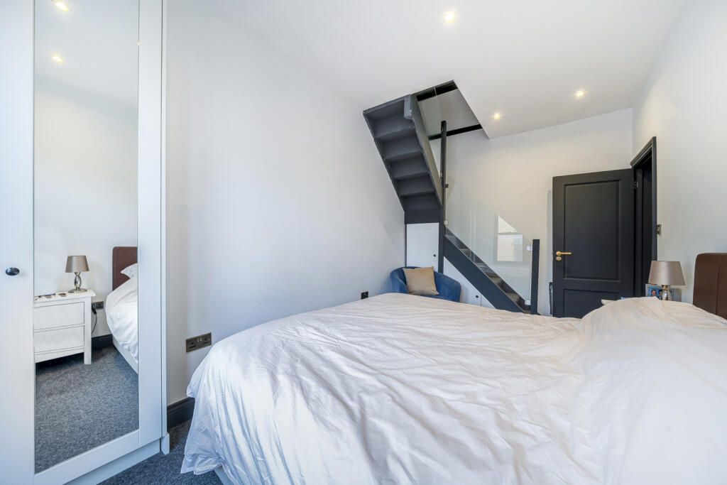 Additional property image - Plaistow Lane, Bromley