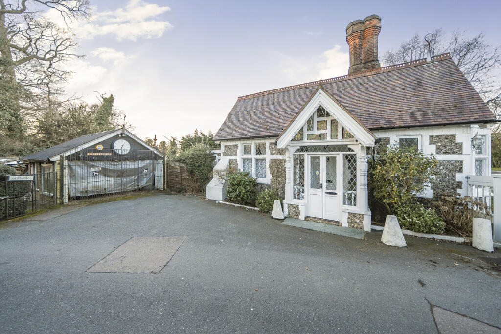 Main image of property: Bromley Common, Bromley