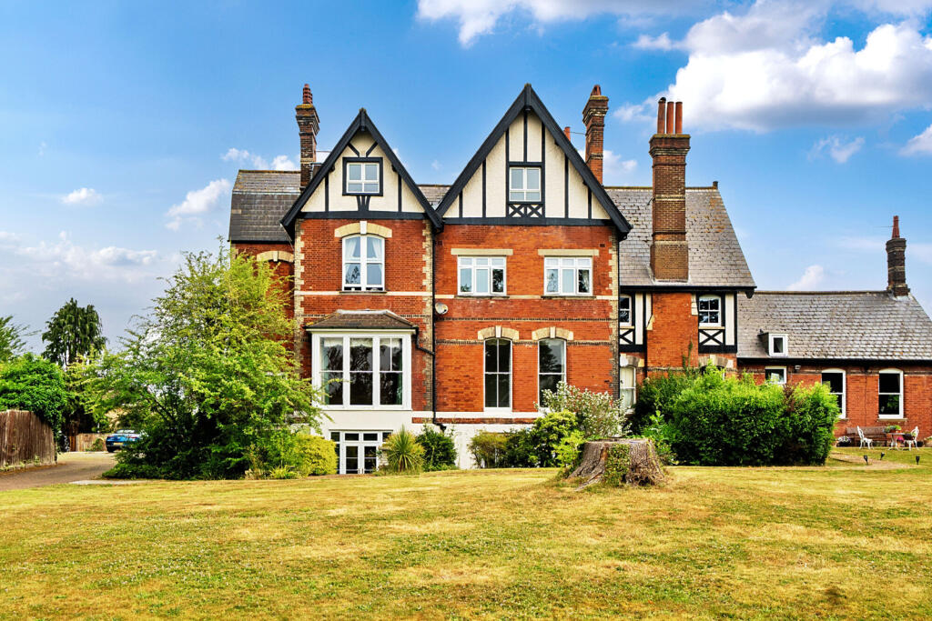 Main image of property: Oldfield Road, Bromley