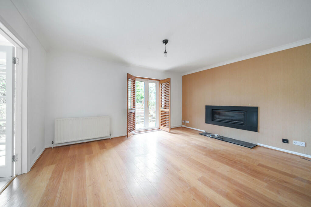 Additional property image - Roundwood, Chislehurst, Kent
