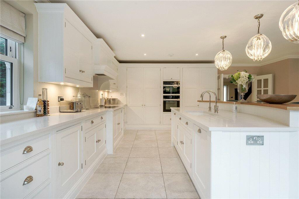 Additional property image - Plaistow Lane, Bromley