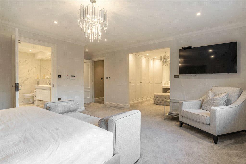 Additional property image - Plaistow Lane, Bromley