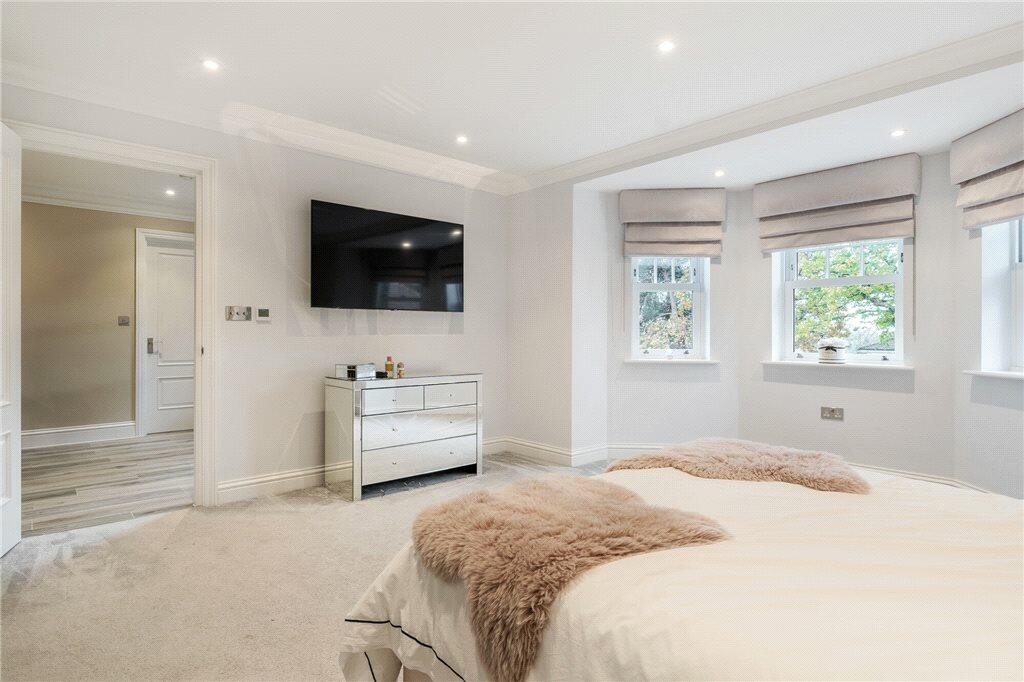 Additional property image - Plaistow Lane, Bromley