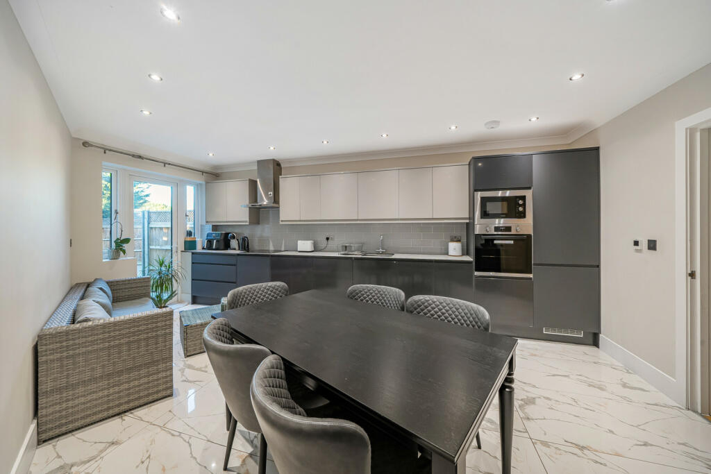 Additional property image - Brookmead Avenue, Bromley