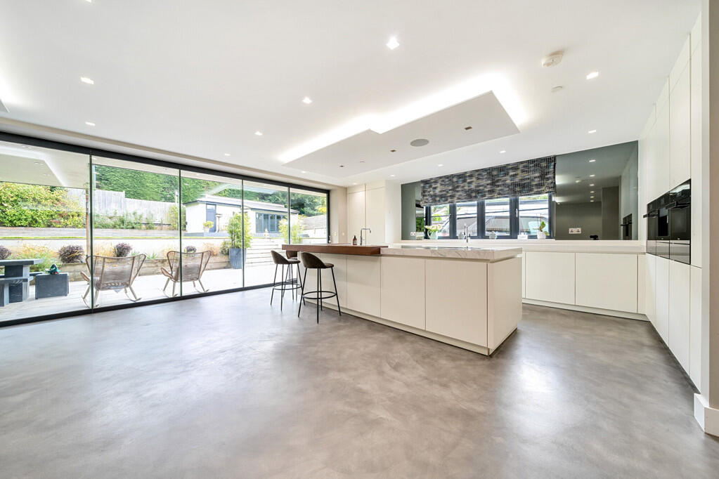 Additional property image - Hill Brow, Bromley, Kent