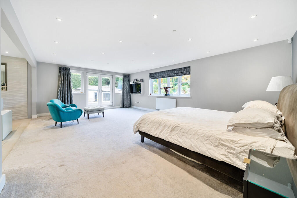 Additional property image - Hill Brow, Bromley, Kent
