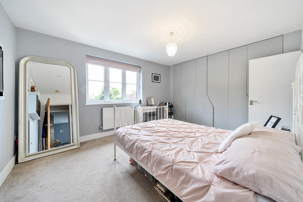 Additional property image - Hill Brow, Bromley, Kent