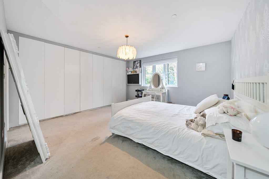 Additional property image - Hill Brow, Bromley, Kent
