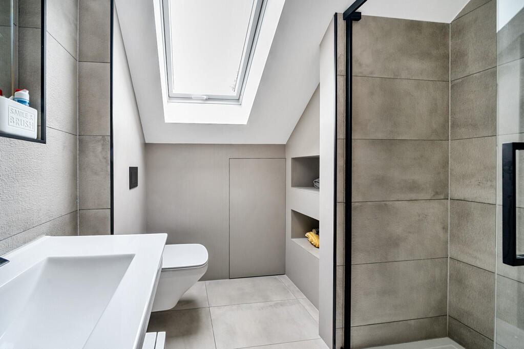 Additional property image - Hill Brow, Bromley, Kent