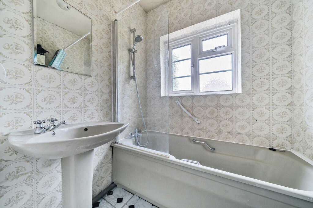 Additional property image - Lower Camden, Chislehurst