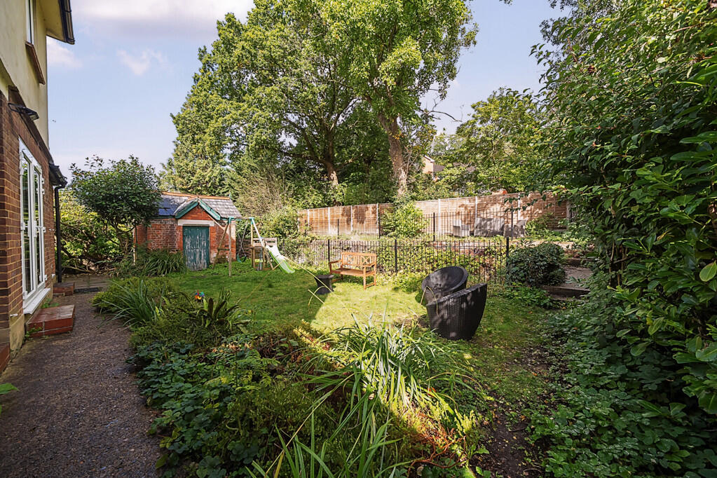 Additional property image - Lower Camden, Chislehurst