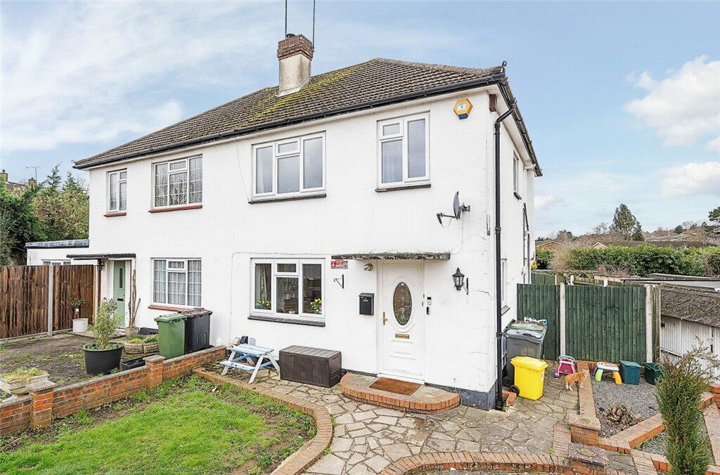 3 bedroom semidetached house for sale in Ridgeway Crescent Gardens, Orpington, BR6