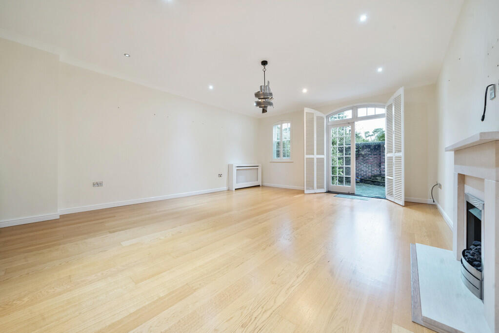 Additional property image - Westerham Road, Holwood Estate, Keston
