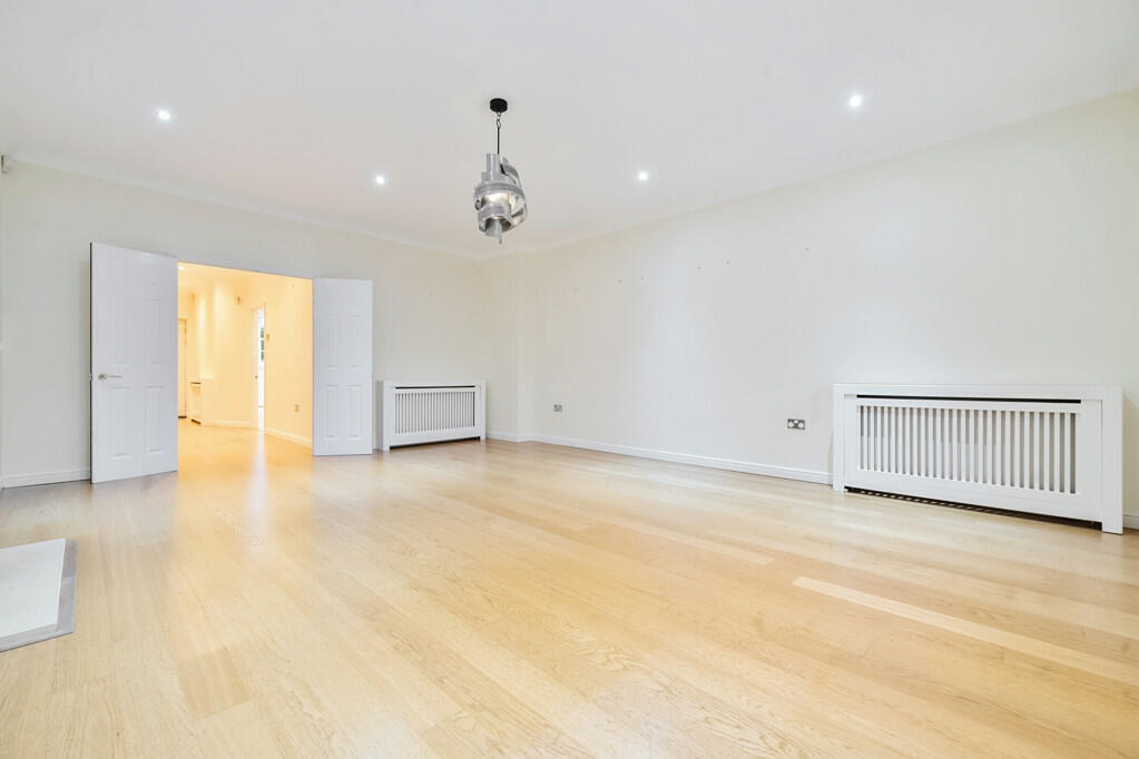 Additional property image - Westerham Road, Holwood Estate, Keston