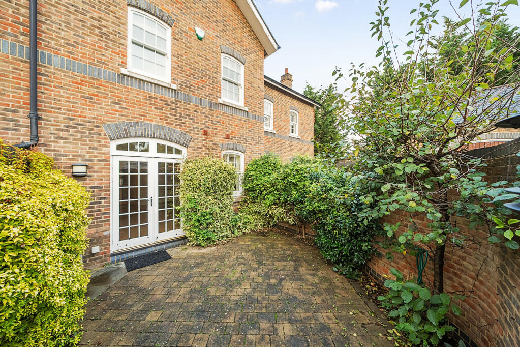 Additional property image - Westerham Road, Holwood Estate, Keston