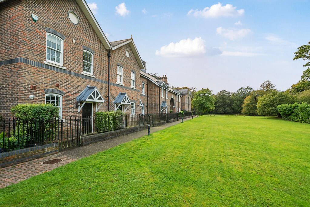 Additional property image - Westerham Road, Holwood Estate, Keston