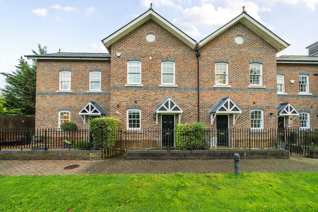 Additional property image - Westerham Road, Holwood Estate, Keston