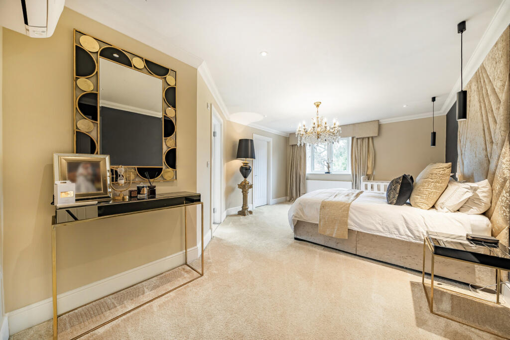 Additional property image - Julian Road, Chelsfield Park, Kent