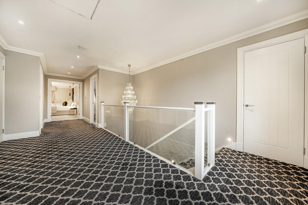 Additional property image - Julian Road, Chelsfield Park, Kent