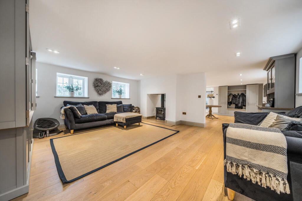 Additional property image - Nash Lane, Keston