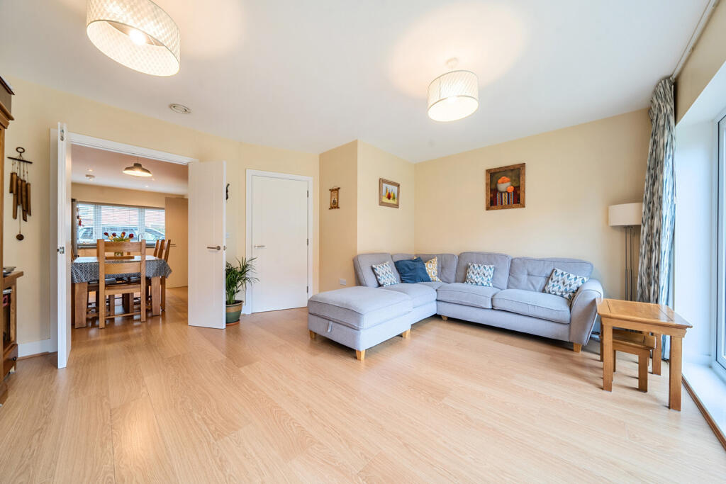 Additional property image - Cottonwood Close, Orpington