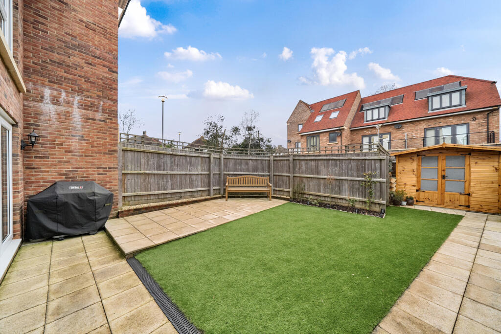 Additional property image - Cottonwood Close, Orpington