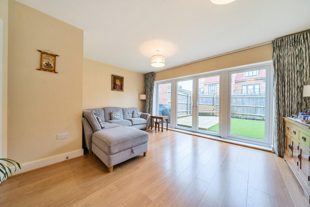Additional property image - Cottonwood Close, Orpington
