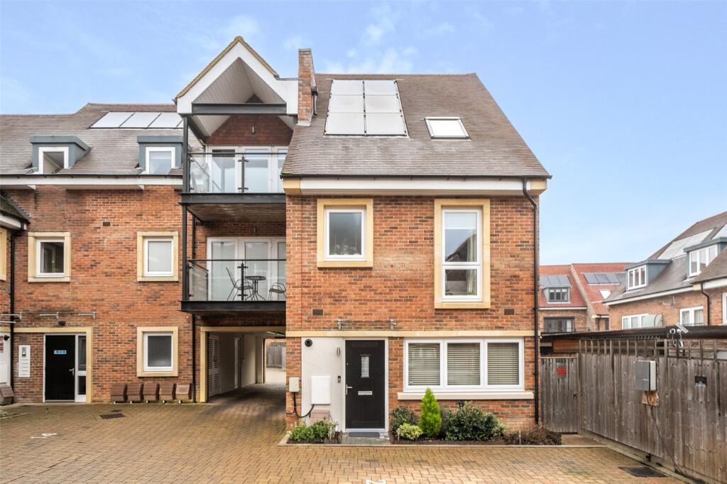 Additional property image - Cottonwood Close, Orpington
