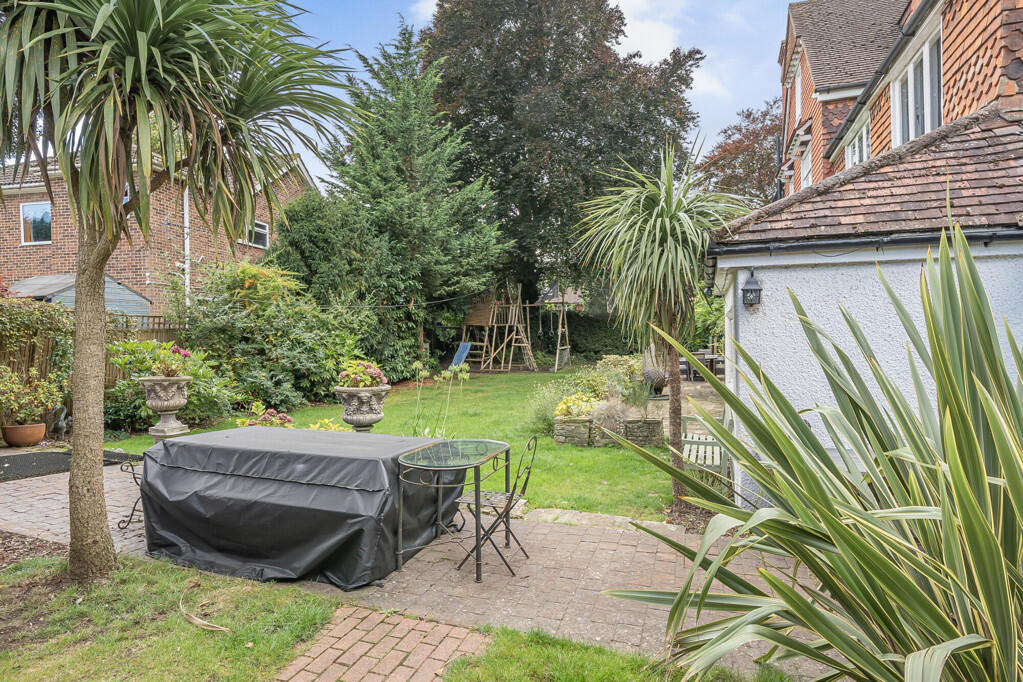 Additional property image - Oakwood Road, Orpington