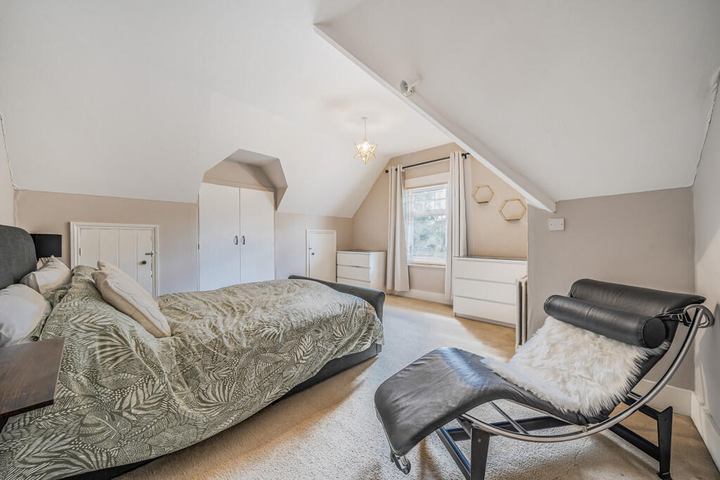 Additional property image - Oakwood Road, Orpington