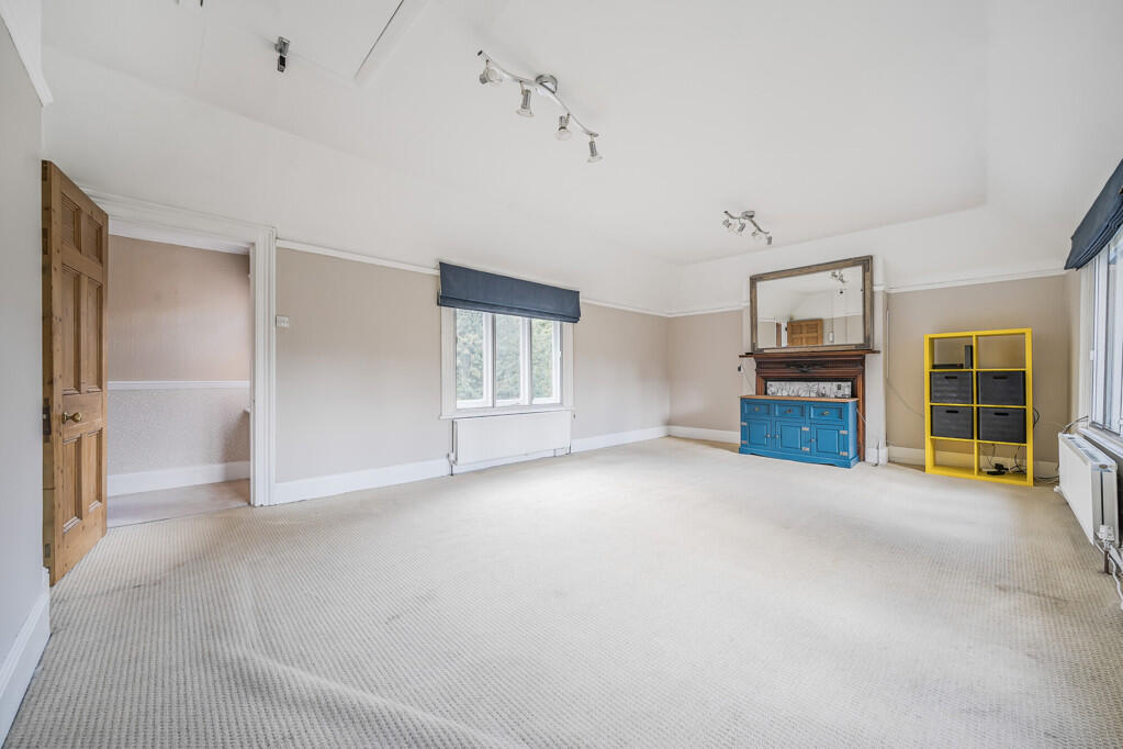 Additional property image - Oakwood Road, Orpington