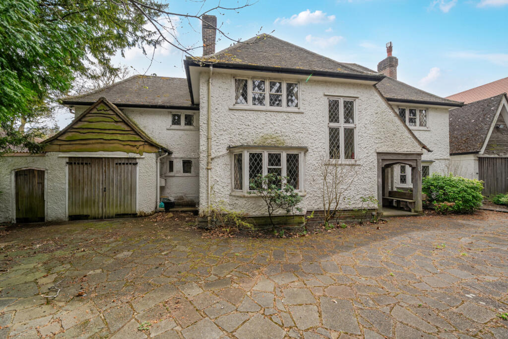 Main image of property: Forest Ridge, Keston, Bromley