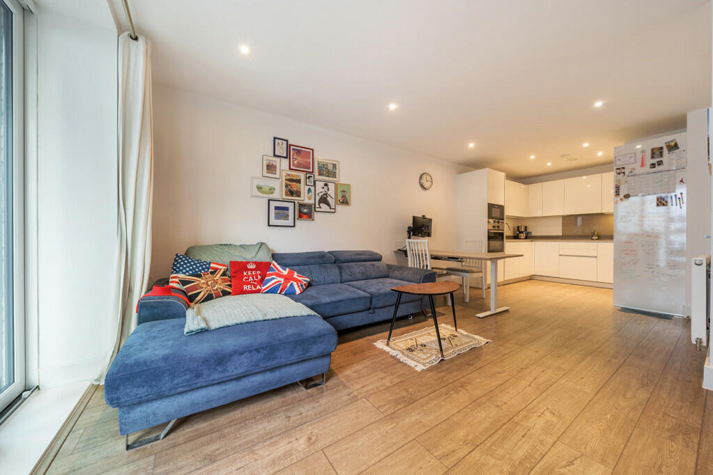 Additional property image - Homefield Rise, Orpington