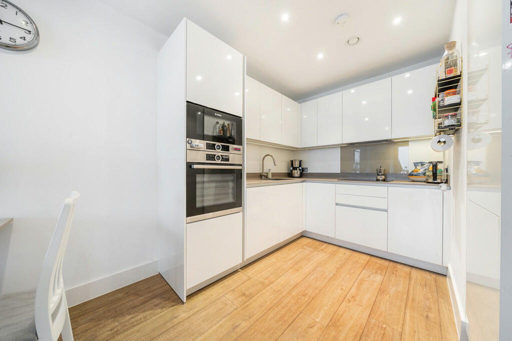 Additional property image - Homefield Rise, Orpington