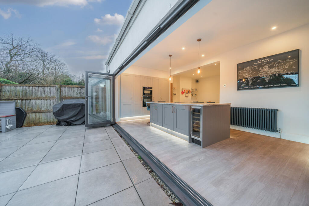 Additional property image - Southcroft Road, Orpington