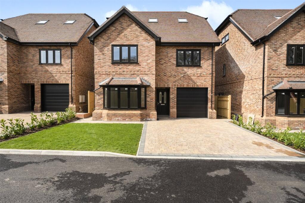Main image of property: Viking Way, West Kingsdown, Sevenoaks