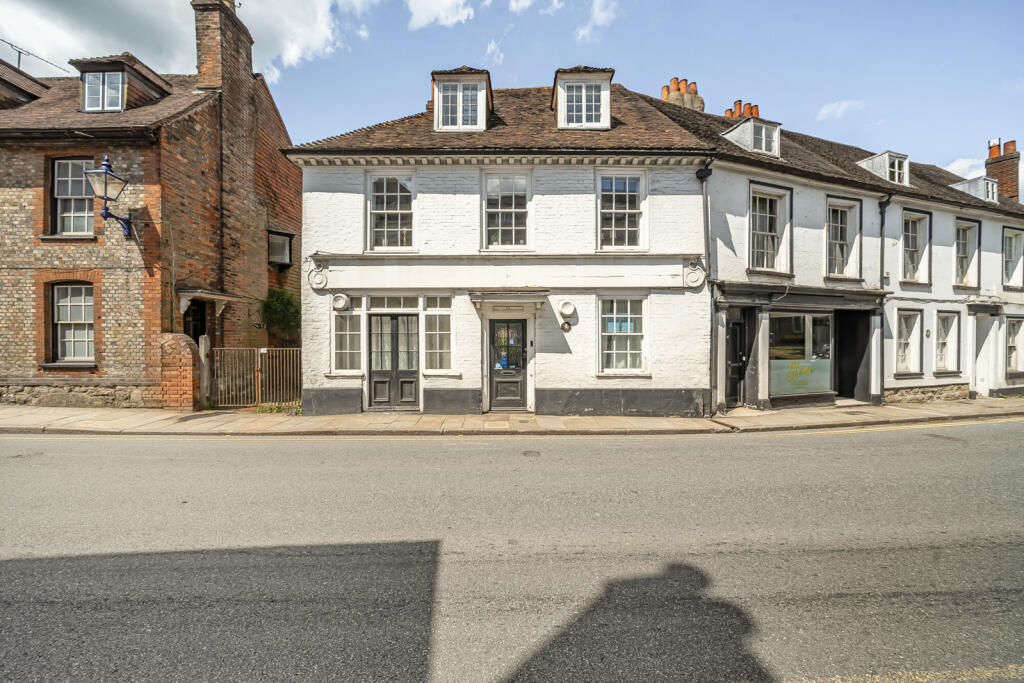 Main image of property: High Street, Sevenoaks, Kent