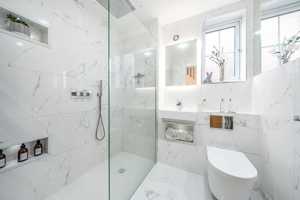 Additional property image - Cheyne Park Drive, West Wickham