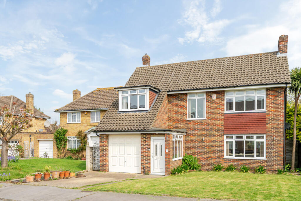 Main image of property: Round Grove, Shirley