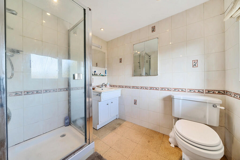 Additional property image - Sparepenny Lane, Eynsford, Dartford