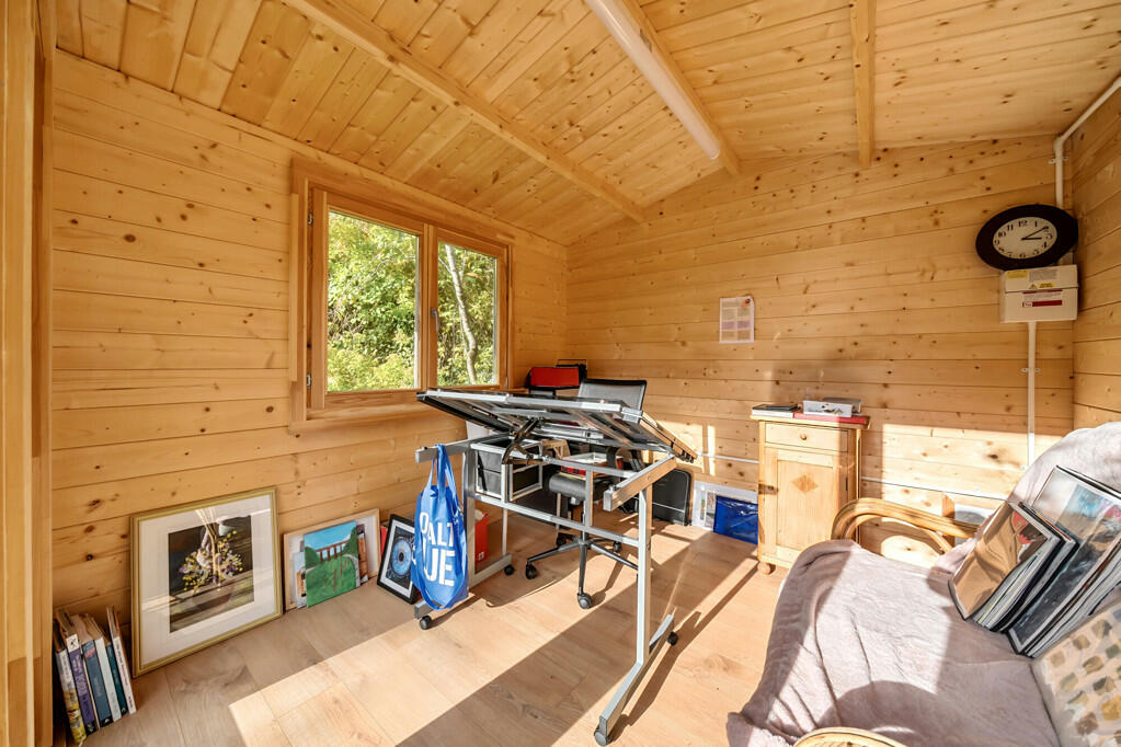 Additional property image - Sparepenny Lane, Eynsford, Dartford