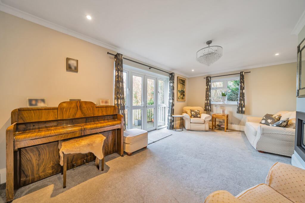 Additional property image - Hillside, Farningham, Dartford