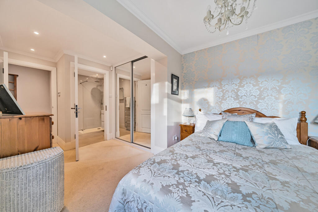 Additional property image - Hillside, Farningham, Dartford