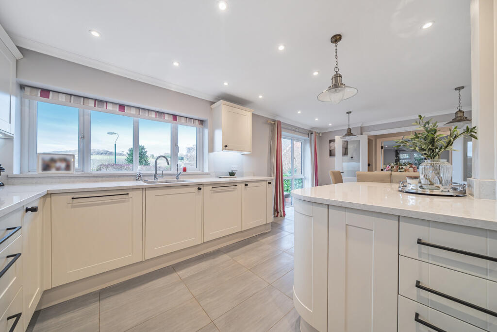 Additional property image - Hillside, Farningham, Dartford