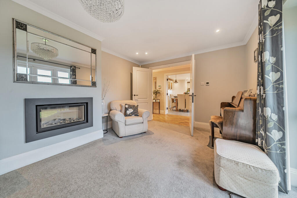 Additional property image - Hillside, Farningham, Dartford